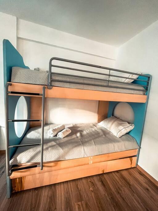 Escala Double Loft 1 & Parking In The City Center ヴォロス エクステリア 写真